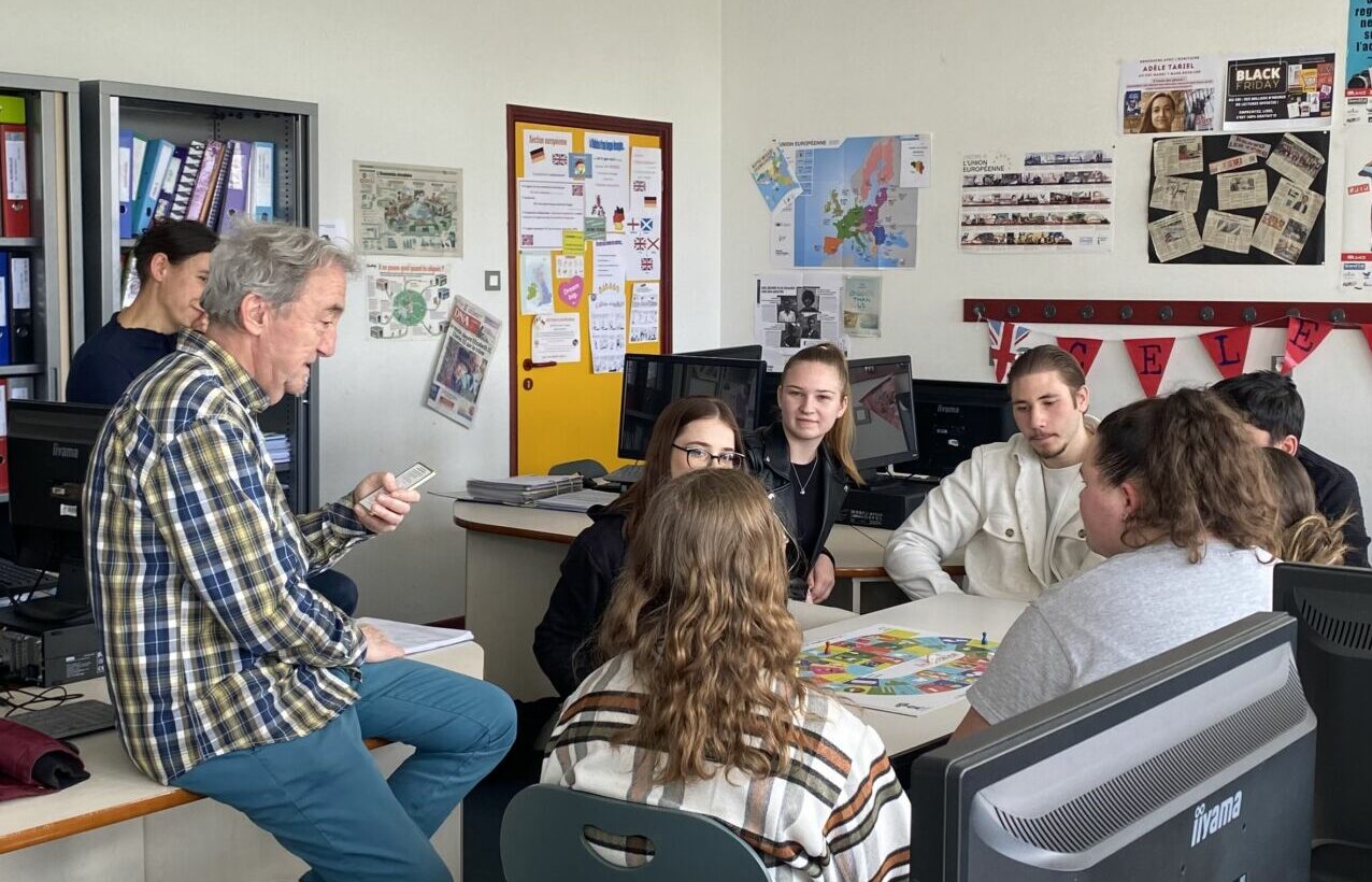 Regards d'Enfants au Lycée Yourcenar Erstein